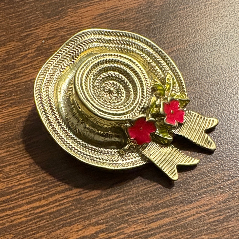 Gold Tone Hat Brooch With Red Enamel Flowers